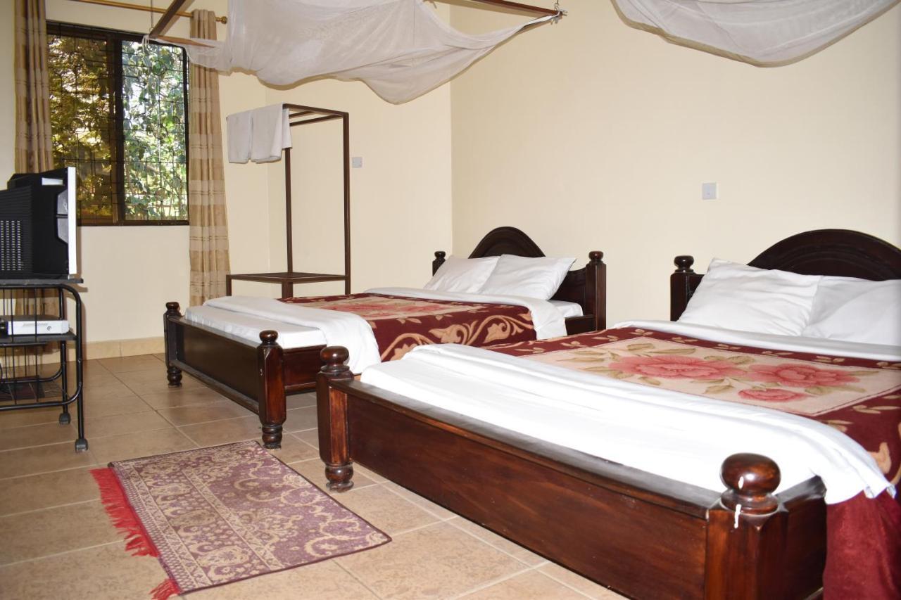 Rainbow Executive Lodge Boma la Ngombe Exterior foto
